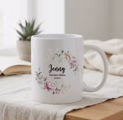 Mugg Blomsterkrans med namn och världens bästa pedagog, lärare