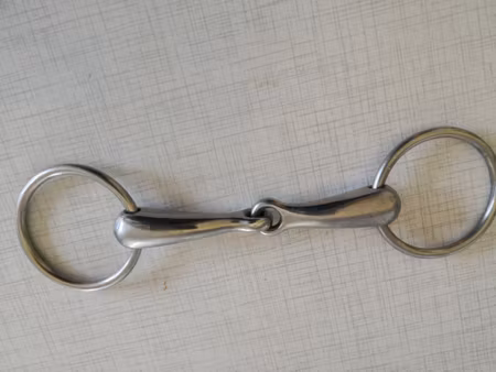 Bett, 12,5 cm