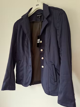 Tävlingskavaj, Equipage, 38