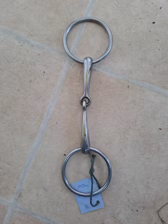 Bett, 12,5 cm