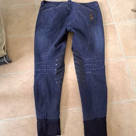 Ridbyxa, Bocaj, 42