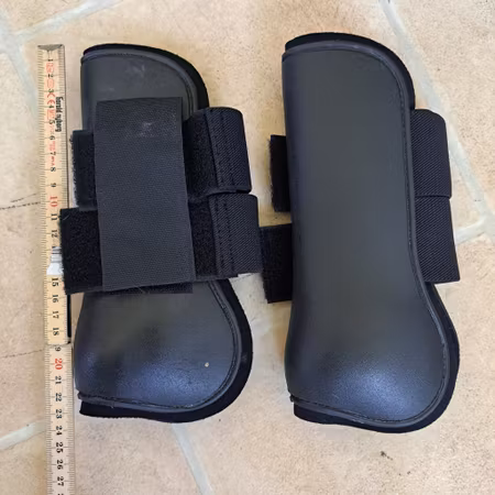 Benskydd nya, 2 st, ca full (storlek finns ej)