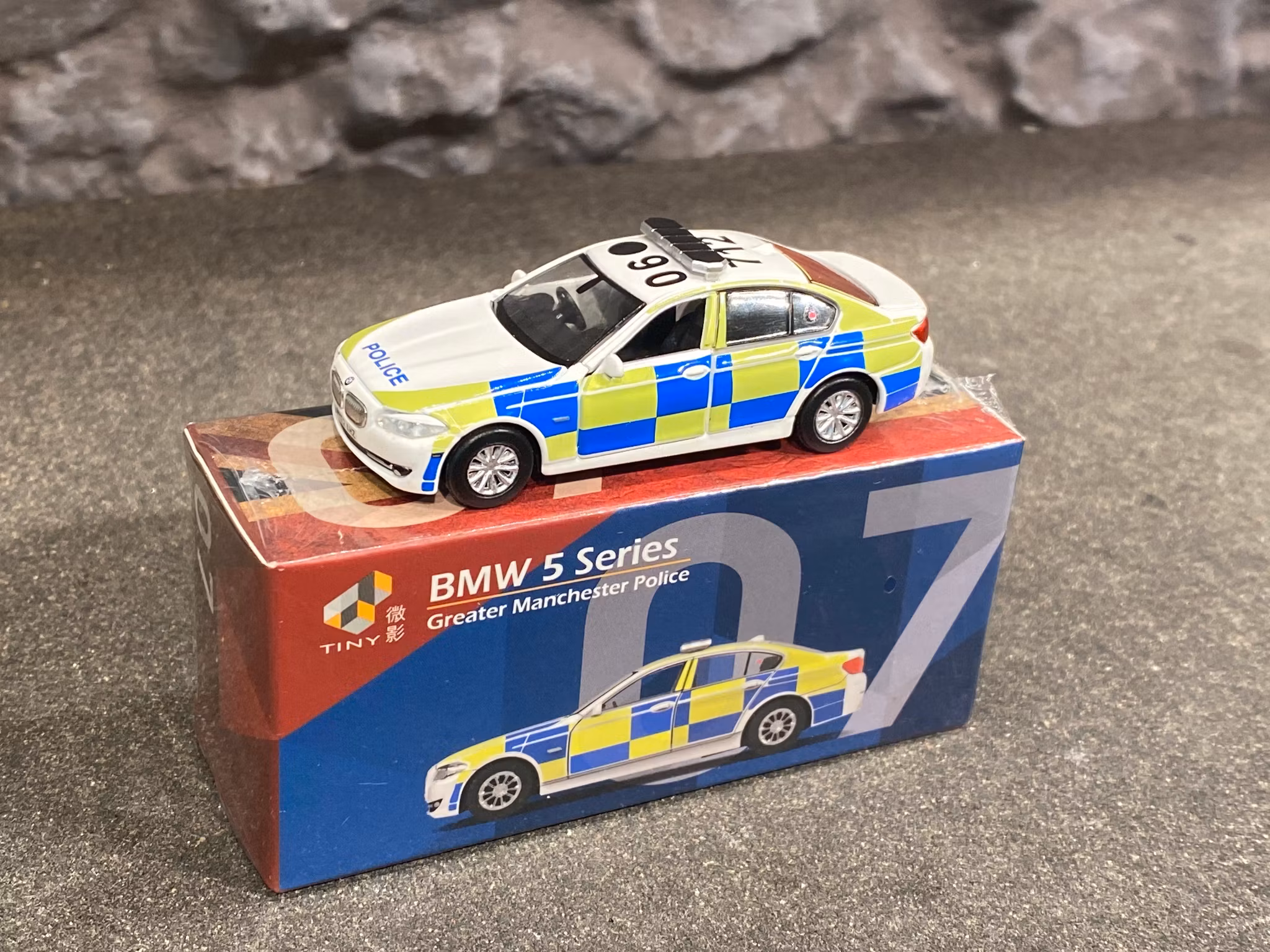 Skala 1/64 - BMW 5 Series F10 Greater Manchester Police fr Tiny - Fotoexemplar