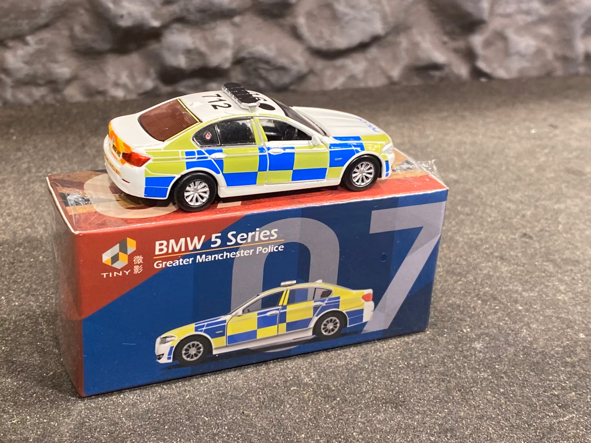 Skala 1/64 - BMW 5 Series F10 Greater Manchester Police fr Tiny - Fotoexemplar