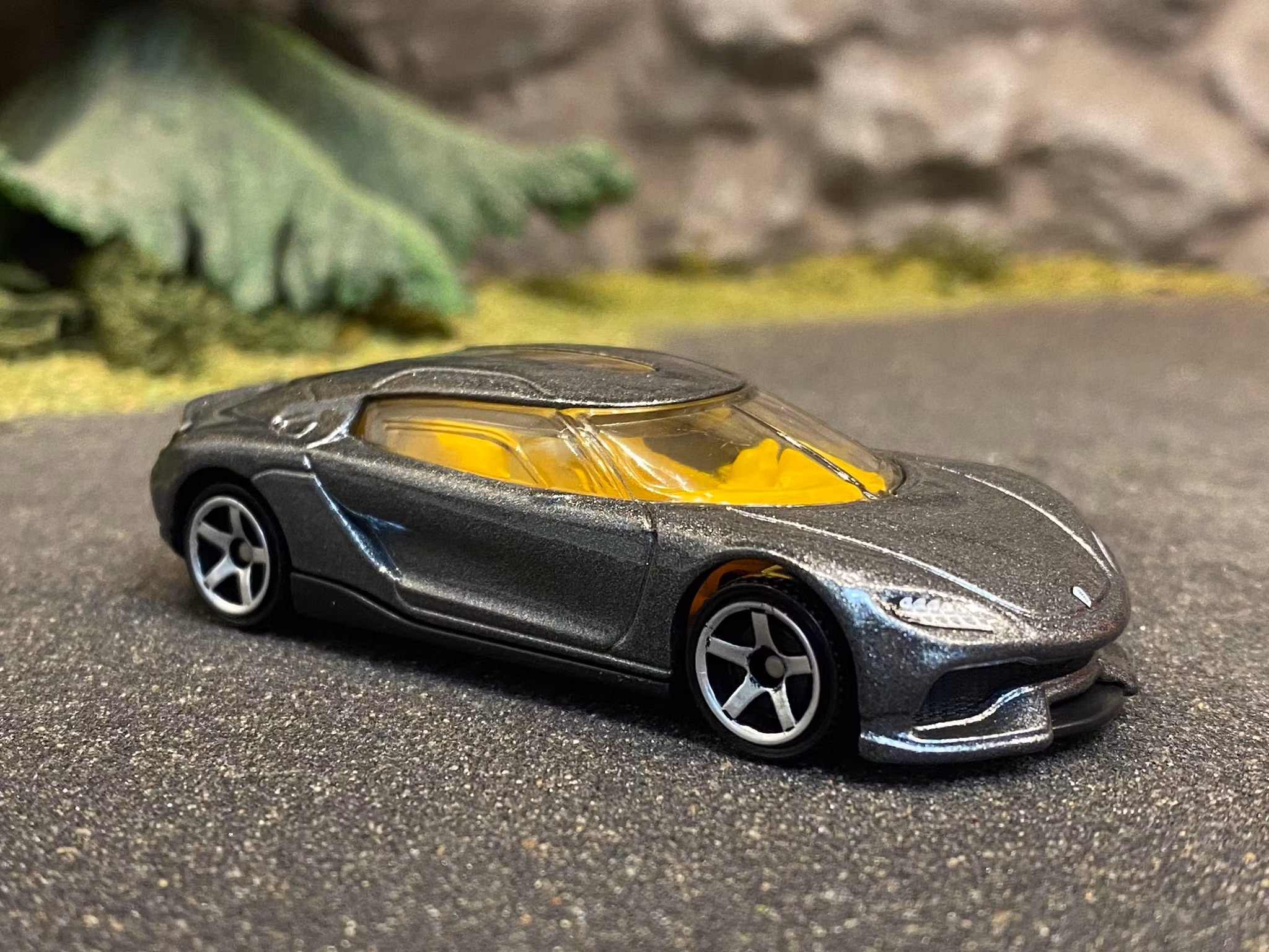 Skala 1/64 Matchbox - Koenigsegg Gemera 2021'