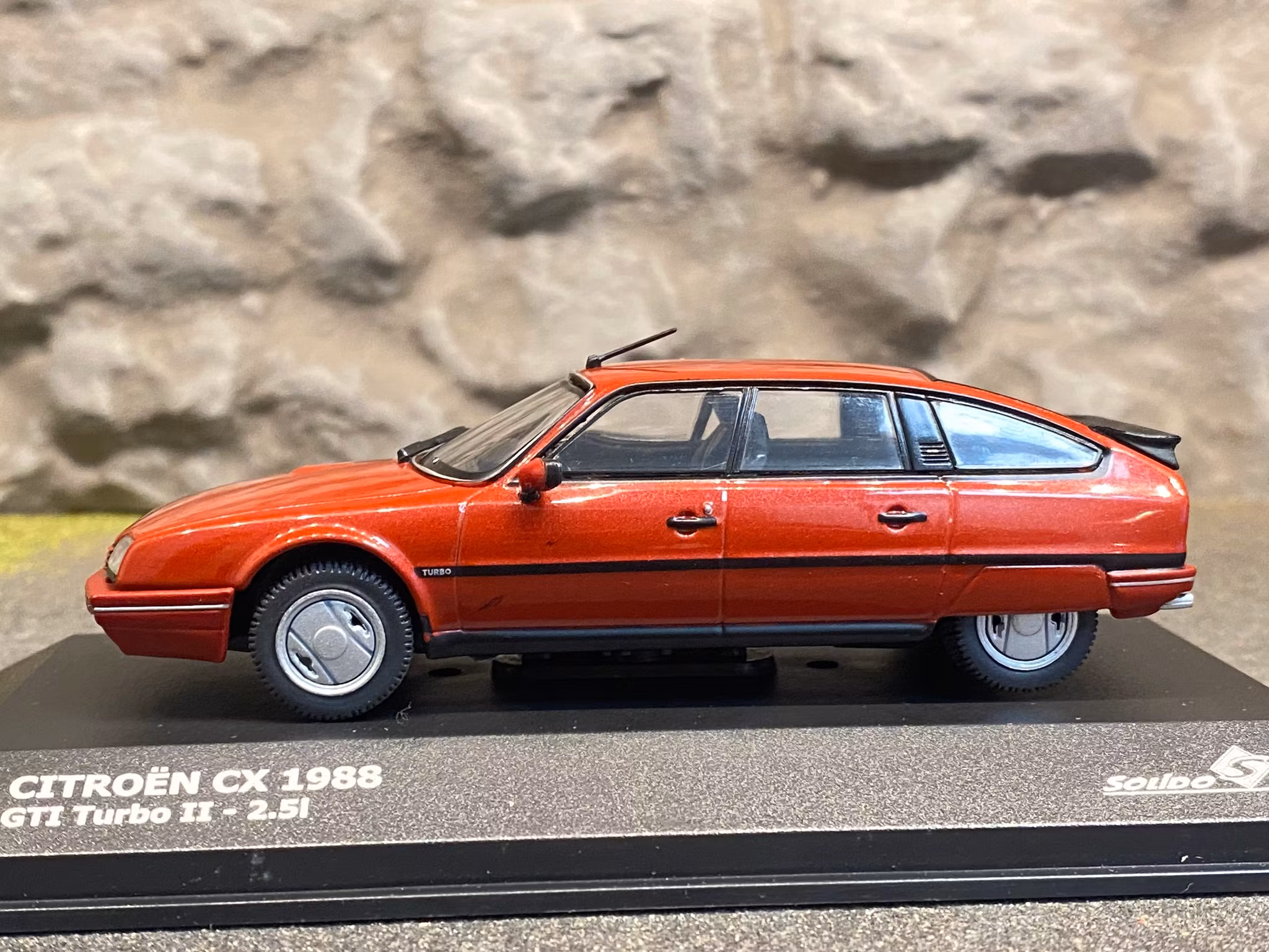 Skala 1/43 Citroen CX GTi Turbo II 2,5l 1988 , fr Solido