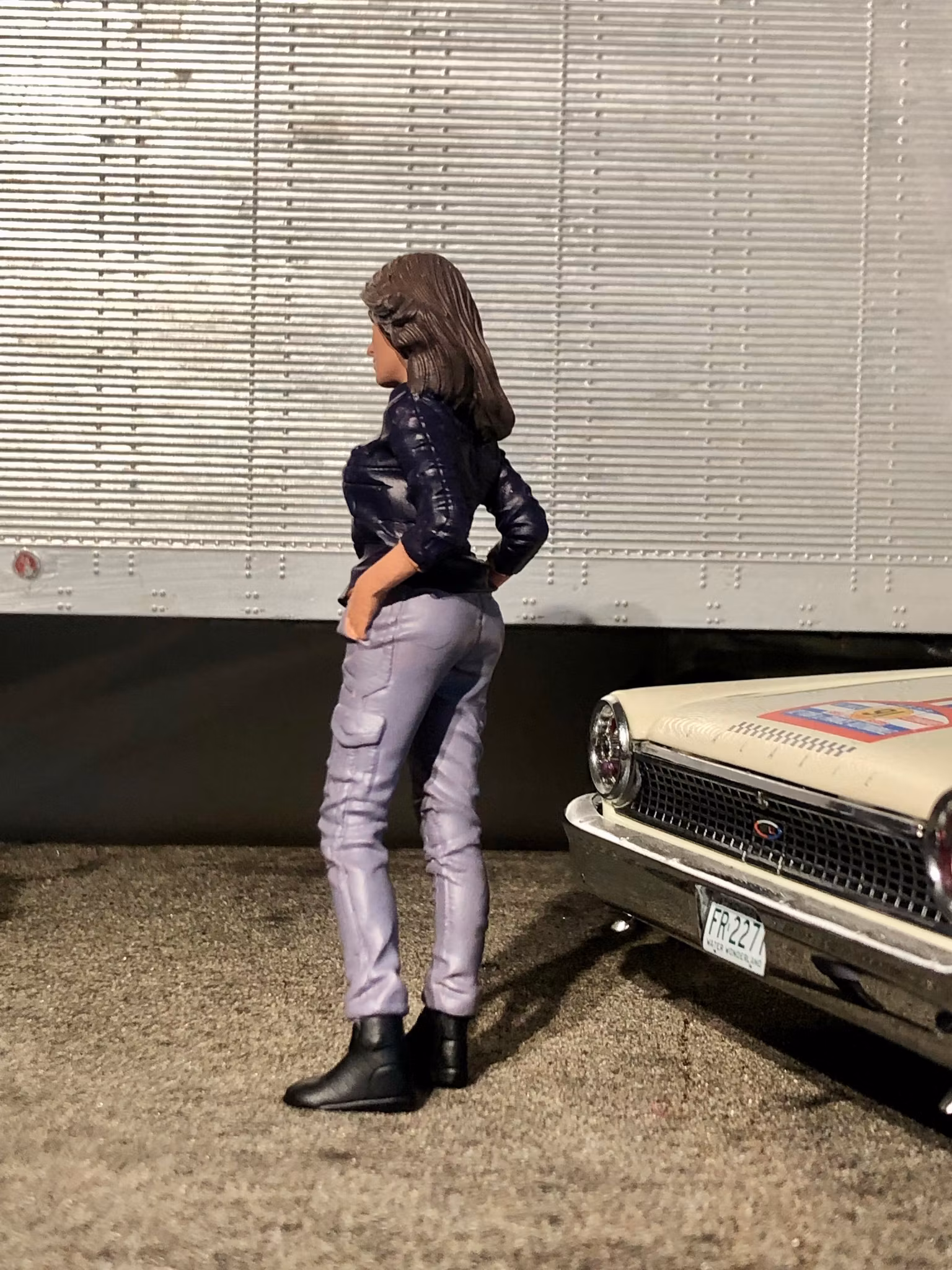 Skala 1/18 The wind is blowing through Nicolettas hair - American Diorama