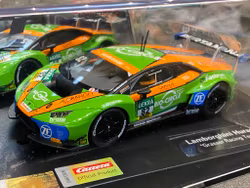 Skala 1/32 Analogue Slotcar fr Carrera: Lamborghini Huracán GT3 Grasser Racing Team #82