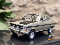 Skala 1/43 - Opel Kadett B Coupe Rallye 67' Silver fr IXO-models