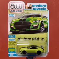 Skala 1/64 Shelby GT-500 Carbon Fiber TrackPack Rel.2 Ver.A från AUTO WORLD Lim ed