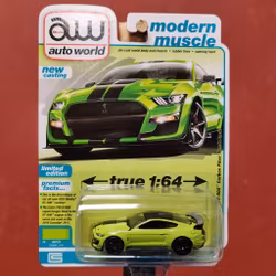 Skala 1/64 Shelby GT-500 Carbon Fiber TrackPack Rel.2 Ver.A från AUTO WORLD Lim ed