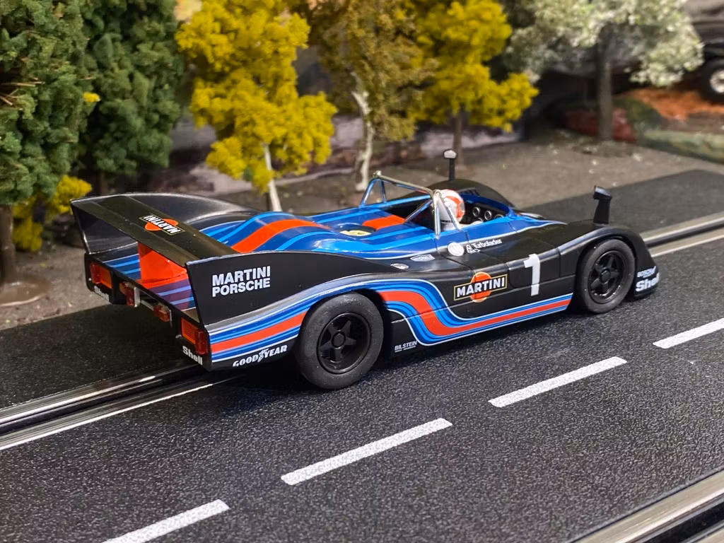Skala 1/32 An. Slotcar fr Spirit: Porsche 936 Nurburgring 76' Martini