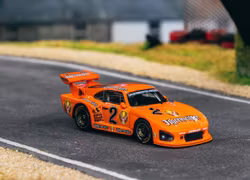 Skala 1/64 Porsche 935 K3, DRM 1980 fr TARMAC WORKS / IXO Models