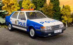 Tillfälle! Skala 1/18 SAAB 9000 CD, Polis, Stockholms län fr Triple9 Collection