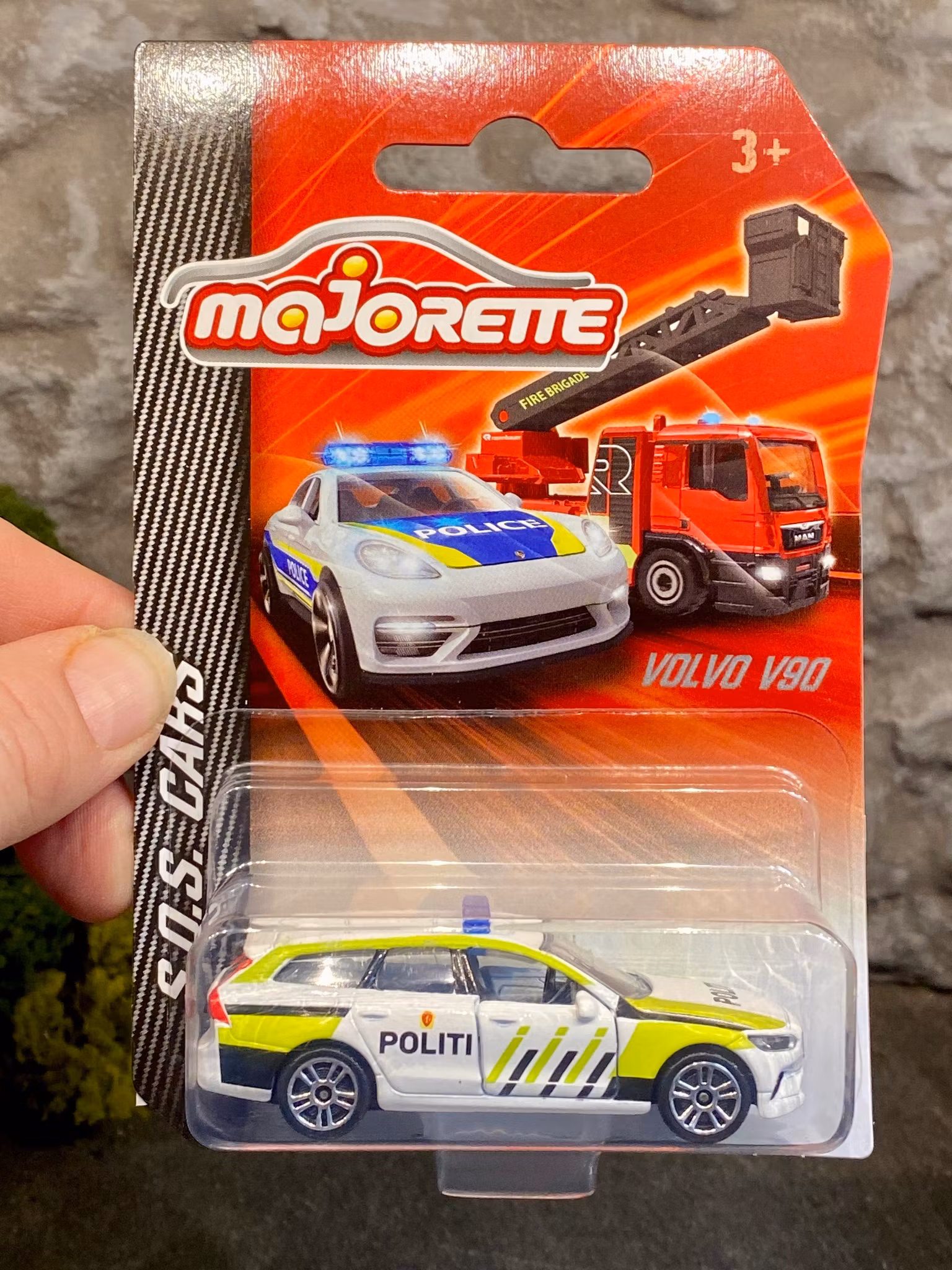 Skala 1/64 Volvo V90 Norsk Politi (Norwegian police car) fr Majorette