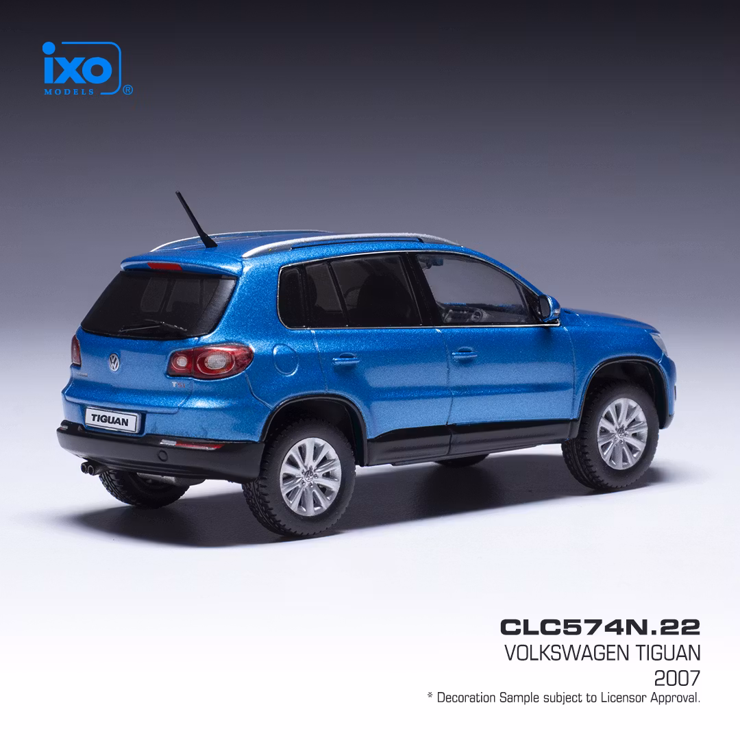 Skala 1/43 Volkswagen Tiguan 2007 fr IXO Models (CLC574N.22) Def wrapping