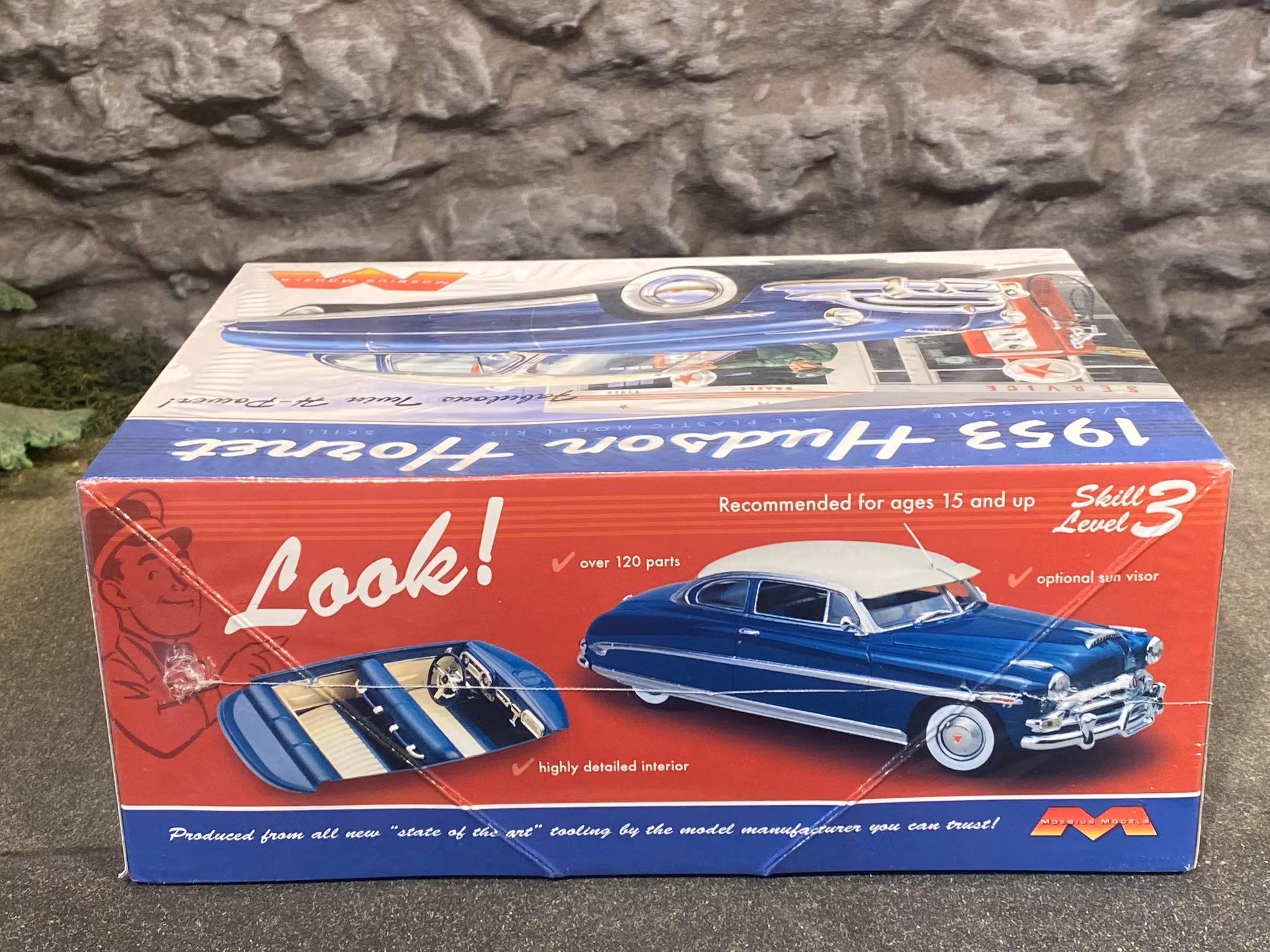 Skala 1/25, Hudson Hornet 53' fr Moebius