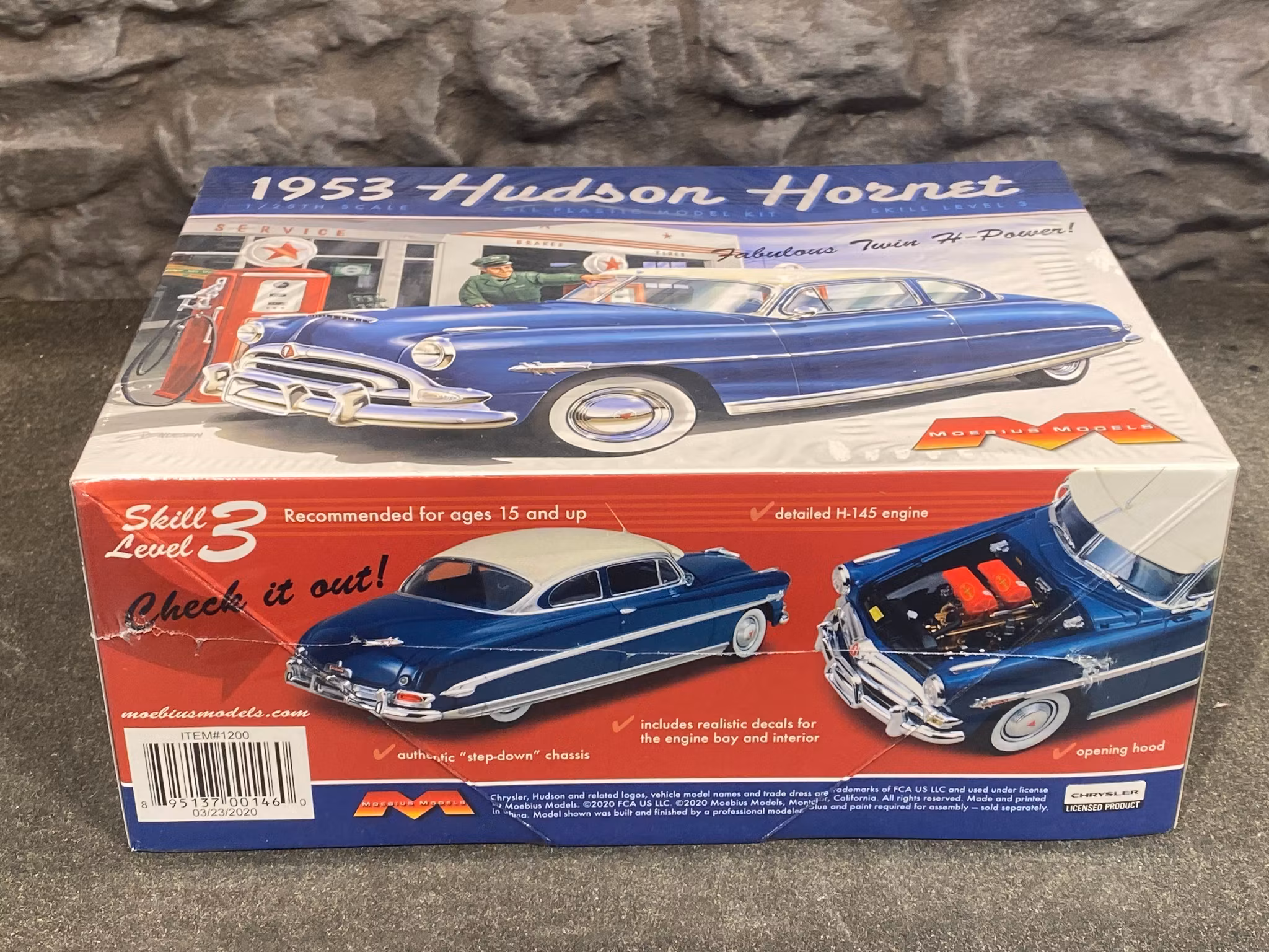 Skala 1/25, Hudson Hornet 53' fr Moebius