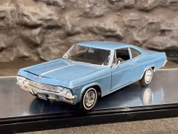 Skala 1/24: Chevrolet Impala SS 396 65' fr Welly Nex Models