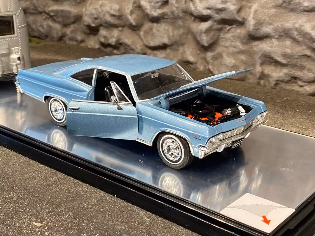 Skala 1/24: Chevrolet Impala SS 396 65' fr Welly Nex Models