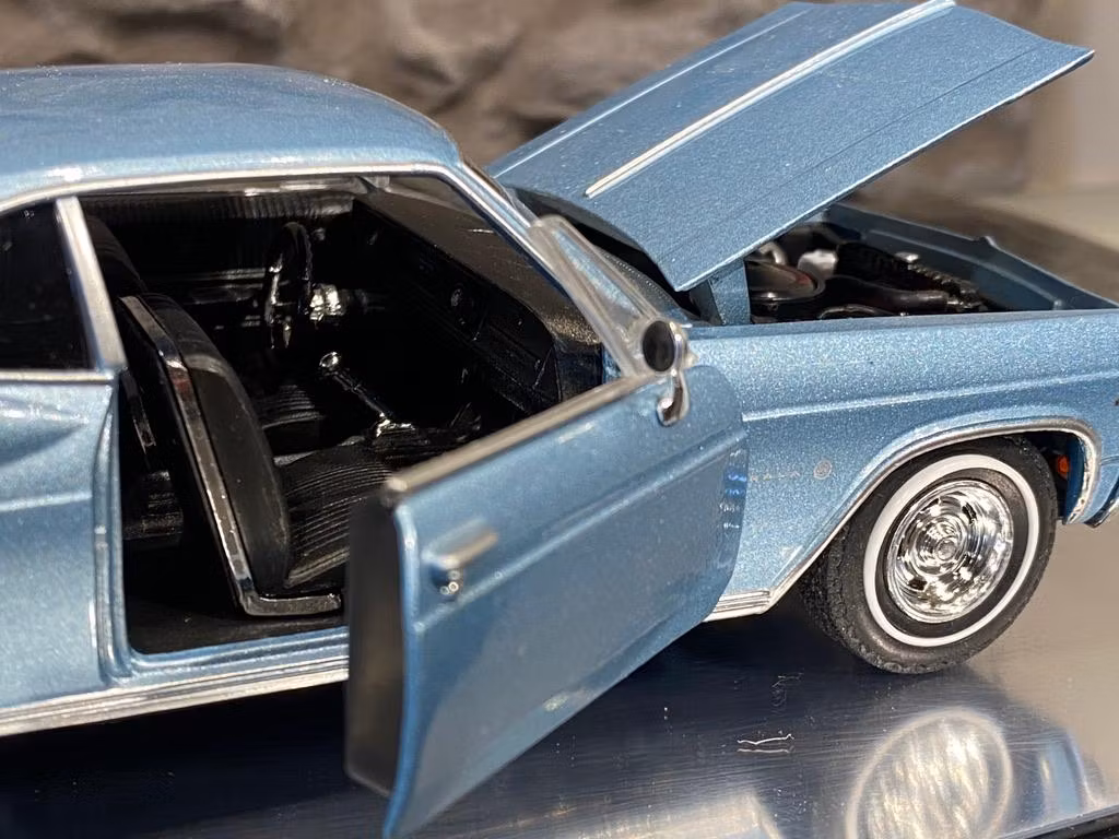 Skala 1/24: Chevrolet Impala SS 396 65' fr Welly Nex Models