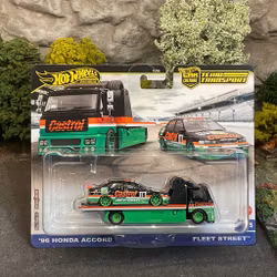 Skala 1/64 Hot Wheels PREMIUM Team Transport: 96' Honda Accord & Fleet Street