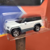 Skala 1/64 MATCHBOX - UK - LAND ROVER DEFENDER 90 (2020)