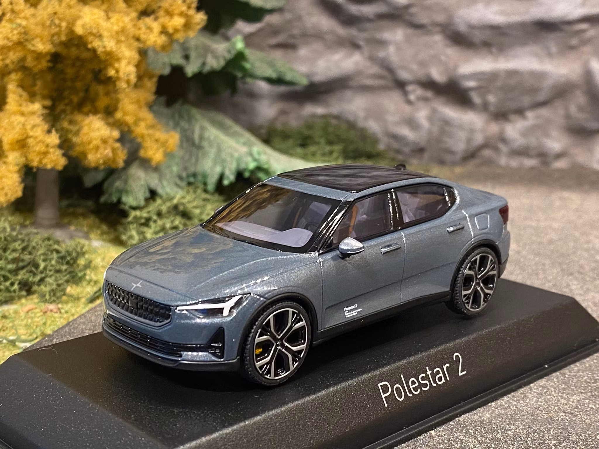 Skala 1/43: POLESTAR 2, Thunder 2021, från NOREV
