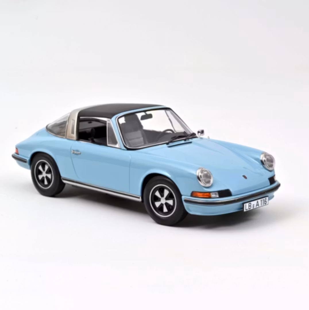 Skala 1/18 PORSCHE 911 S TARGA 1973 - Ljusblå från NOREV