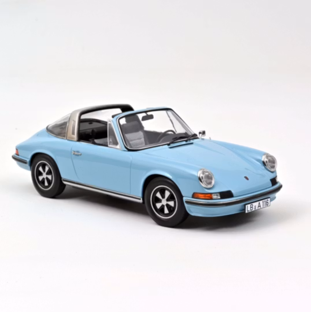 Skala 1/18 PORSCHE 911 S TARGA 1973 - Ljusblå från NOREV