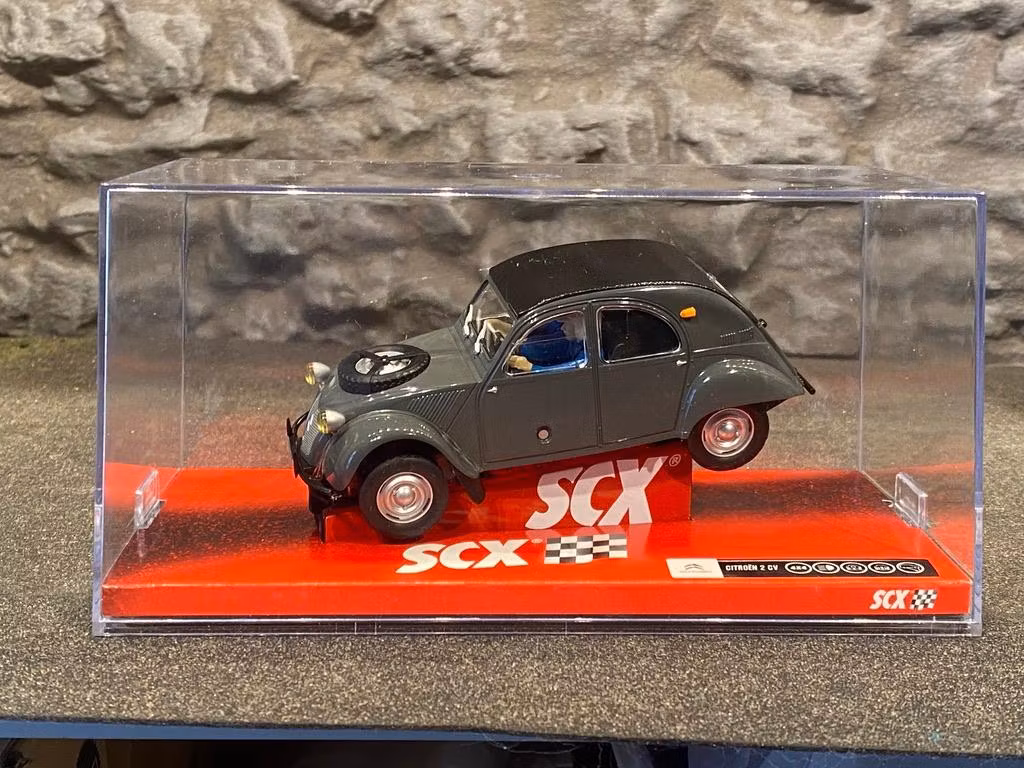 Skala 1/32 Analog SCX Bil till Bilbana: Citroen 2 CV