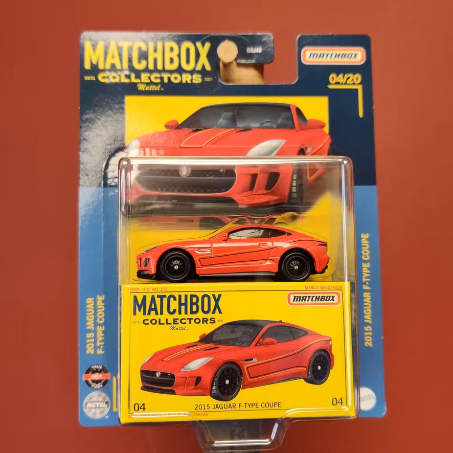 Skala 1/64 MATCHBOX - Collectors - JAGUAR F-TYPE COUPE (2015)