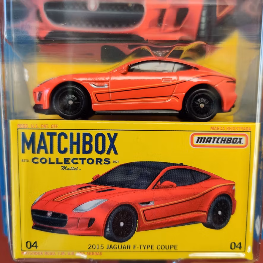 Skala 1/64 MATCHBOX - Collectors - JAGUAR F-TYPE COUPE (2015)