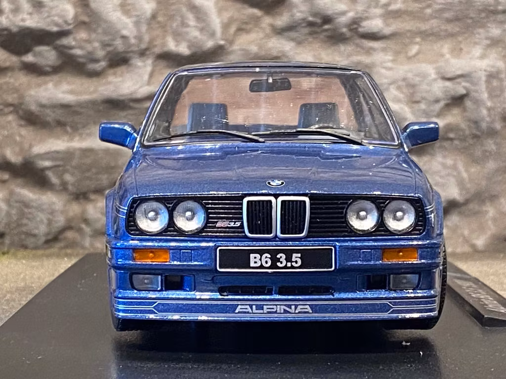 Skala 1/18 Alpina B6 3,5 1988 (BMW E30) från KK-scale