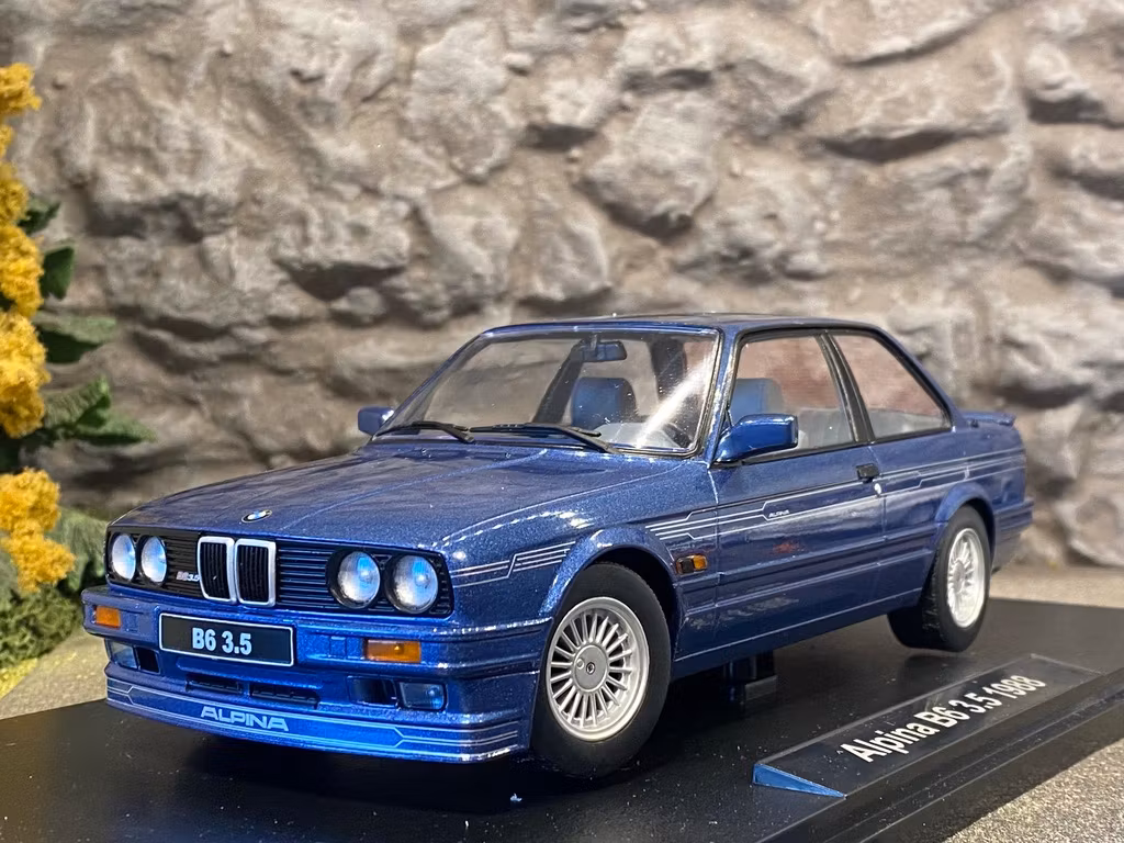 Skala 1/18 Alpina B6 3,5 1988 (BMW E30) från KK-scale
