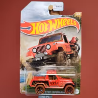 Skala 1/64 Hot Wheels, JEEP JEEPSTER COMMANDO '67