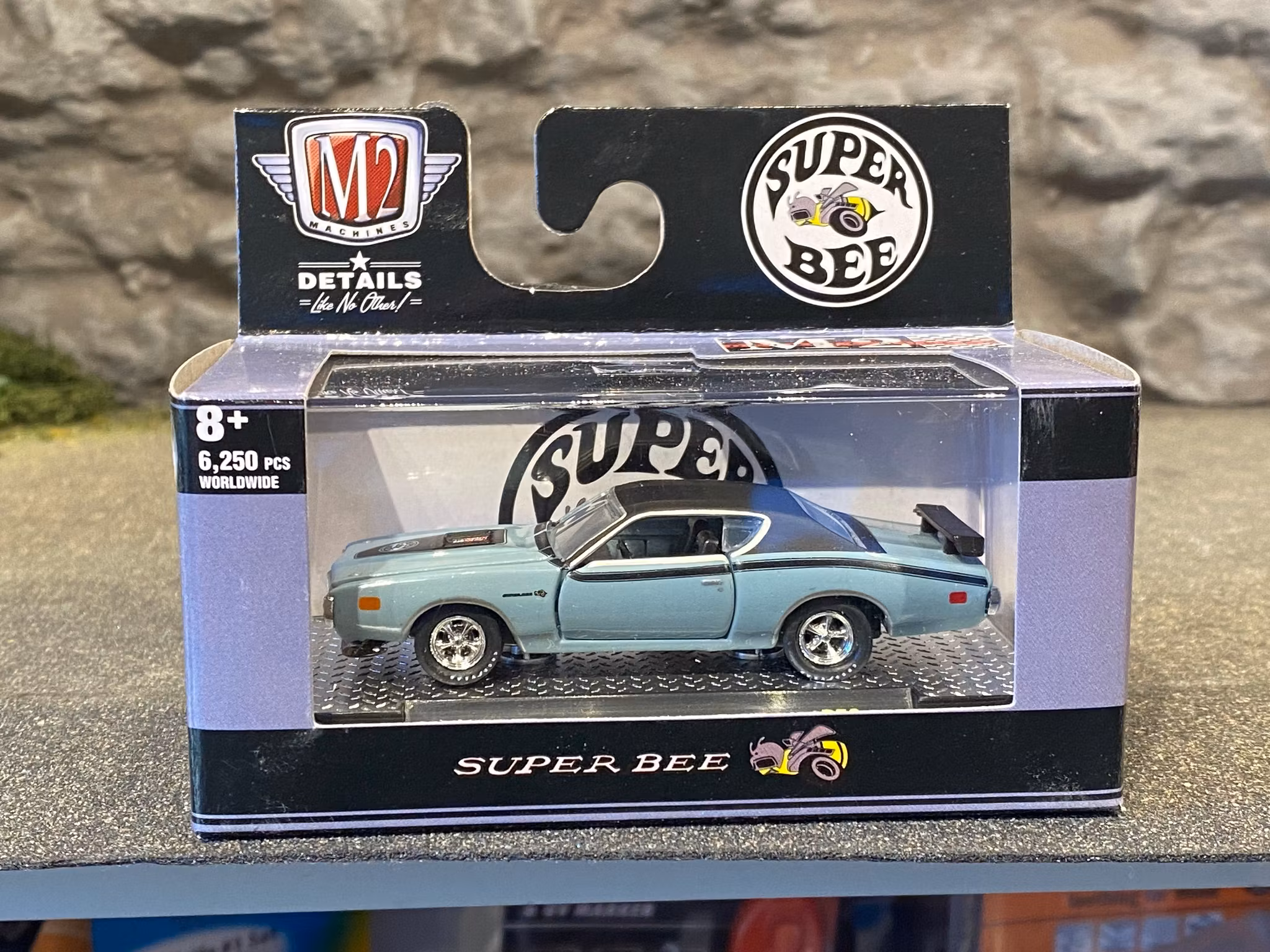 Skala 1/64 Dodge Charger Super Bee 71' fr M2 Machines, Lim.Ed 6250 ex