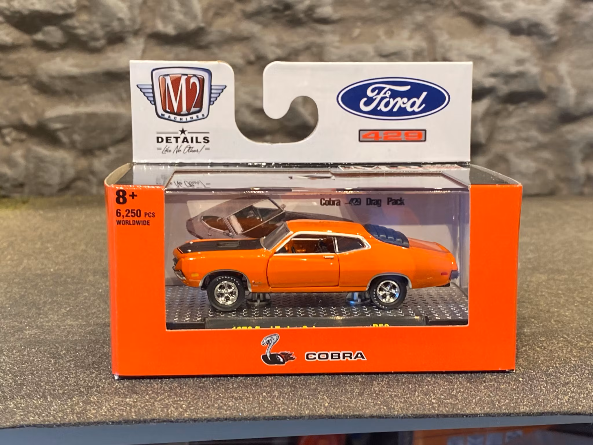 Skala 1/64 Ford Torino Cobra 70' fr M2