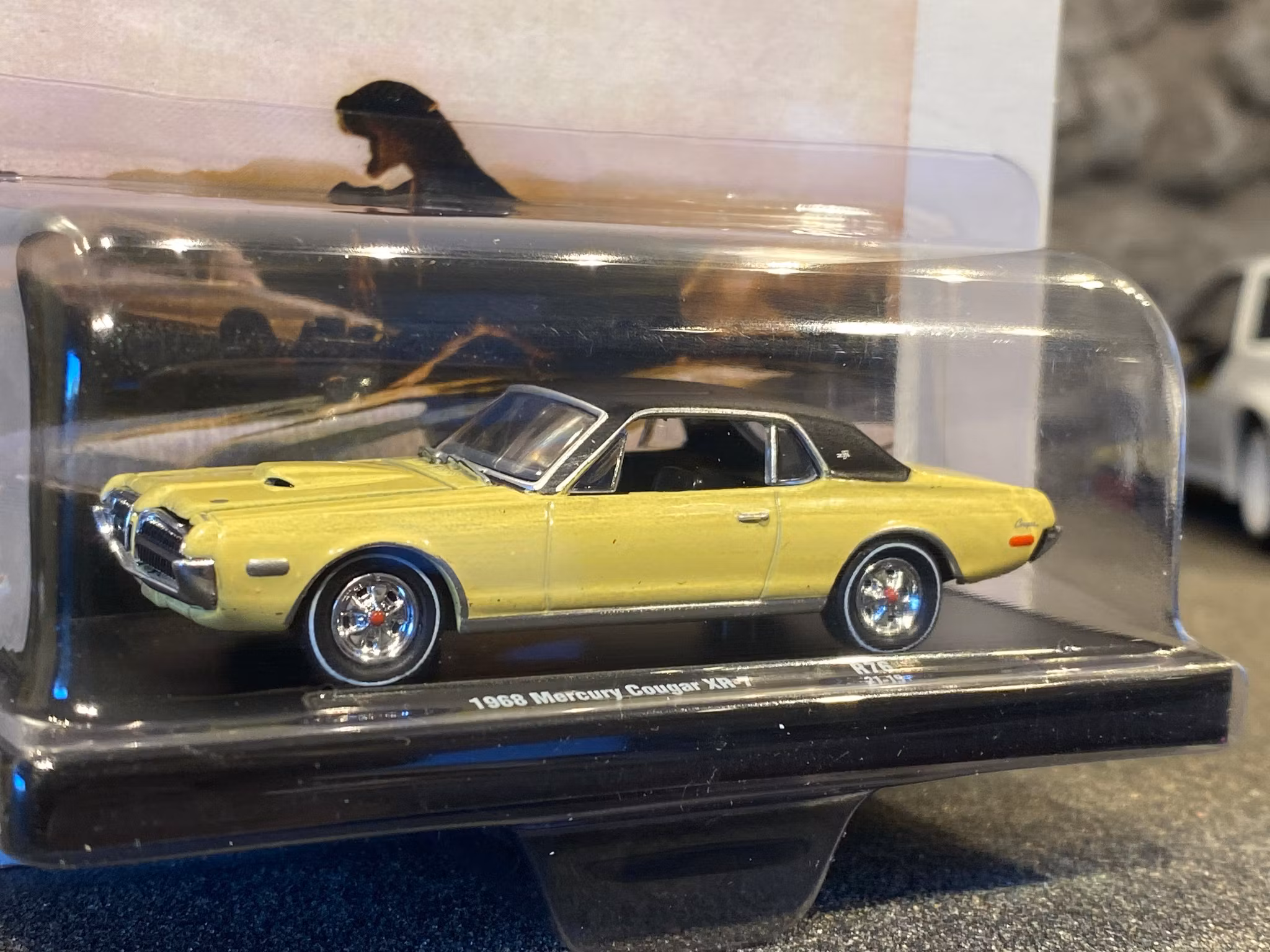 Skala 1/64 Mercury Cougar XR-7 68' fr M2