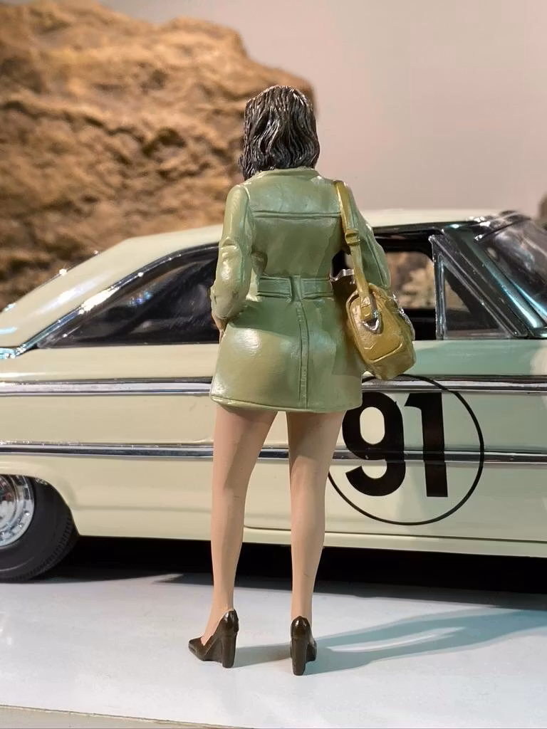 Skala 1/18 Glada Betty - American Diorama