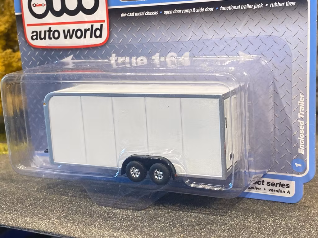 Skala 1/64 - Stängd Bil-Trailer, Vit, från Auto World