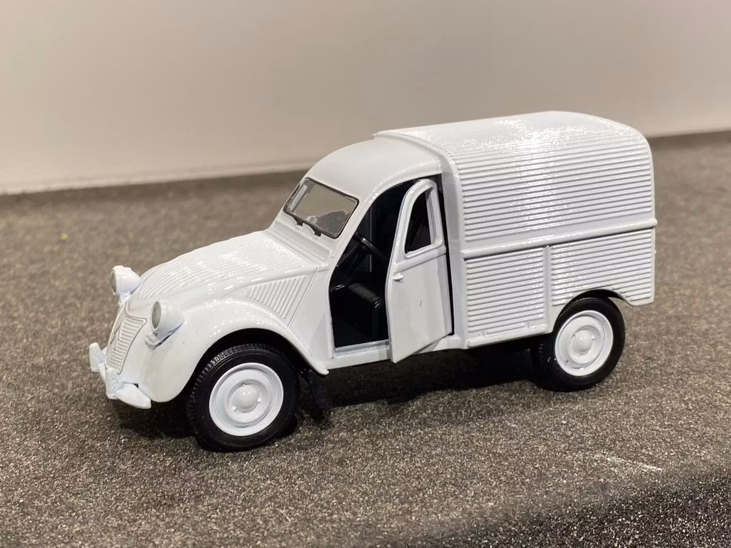 Skala 1/34 - 1/39  Citroen 2CV Fourgonnette från Nex models / Welly