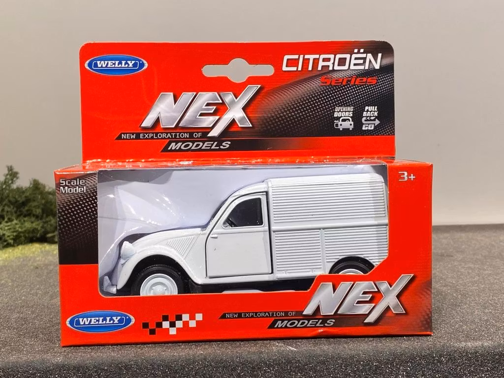 Skala 1/34 - 1/39  Citroen 2CV Fourgonnette från Nex models / Welly
