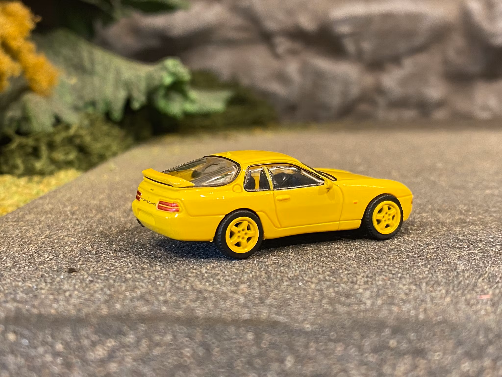 Skala 1/87 h0, Porsche 968 från PCX87