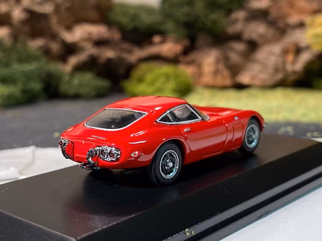 Skala 1/64 Toyota 2000 GT, Röd fr KYOSHO