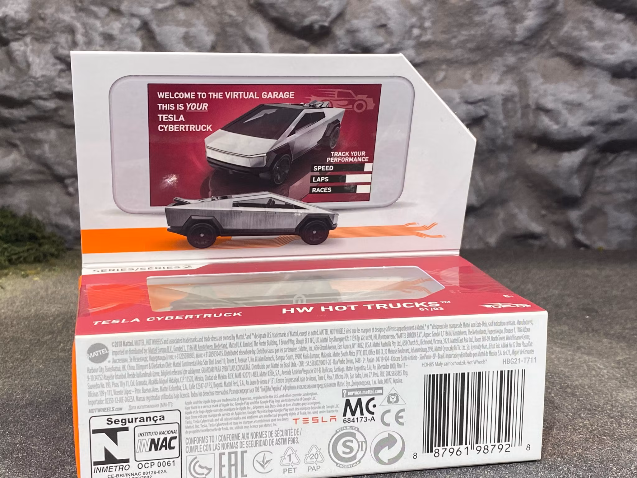 Skala 1/64 Hot Wheels ID, Tesla Cybertruck