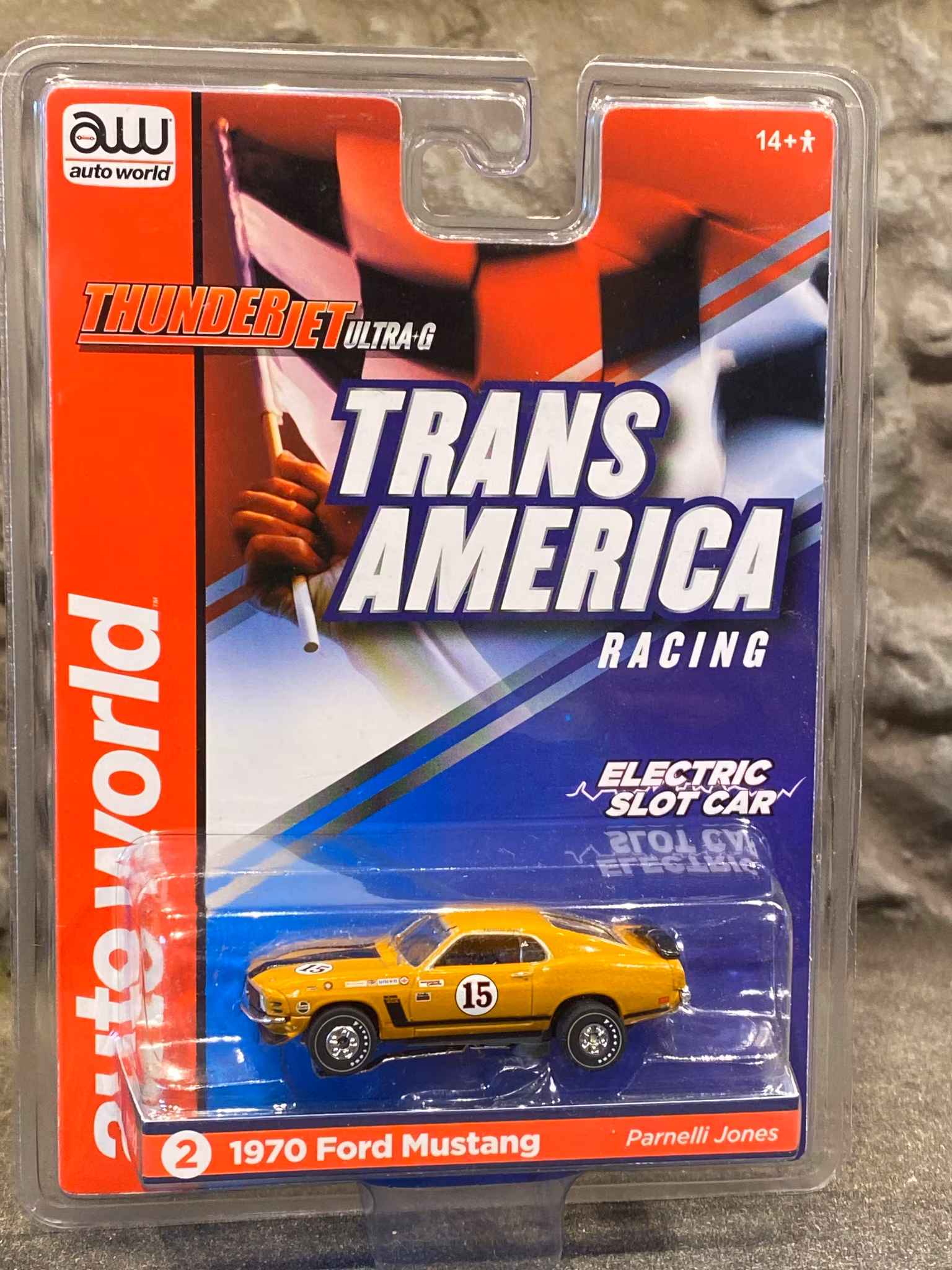 Skala 1/64 Bil för Bilbana, Ford Mustang 70' från Auto World