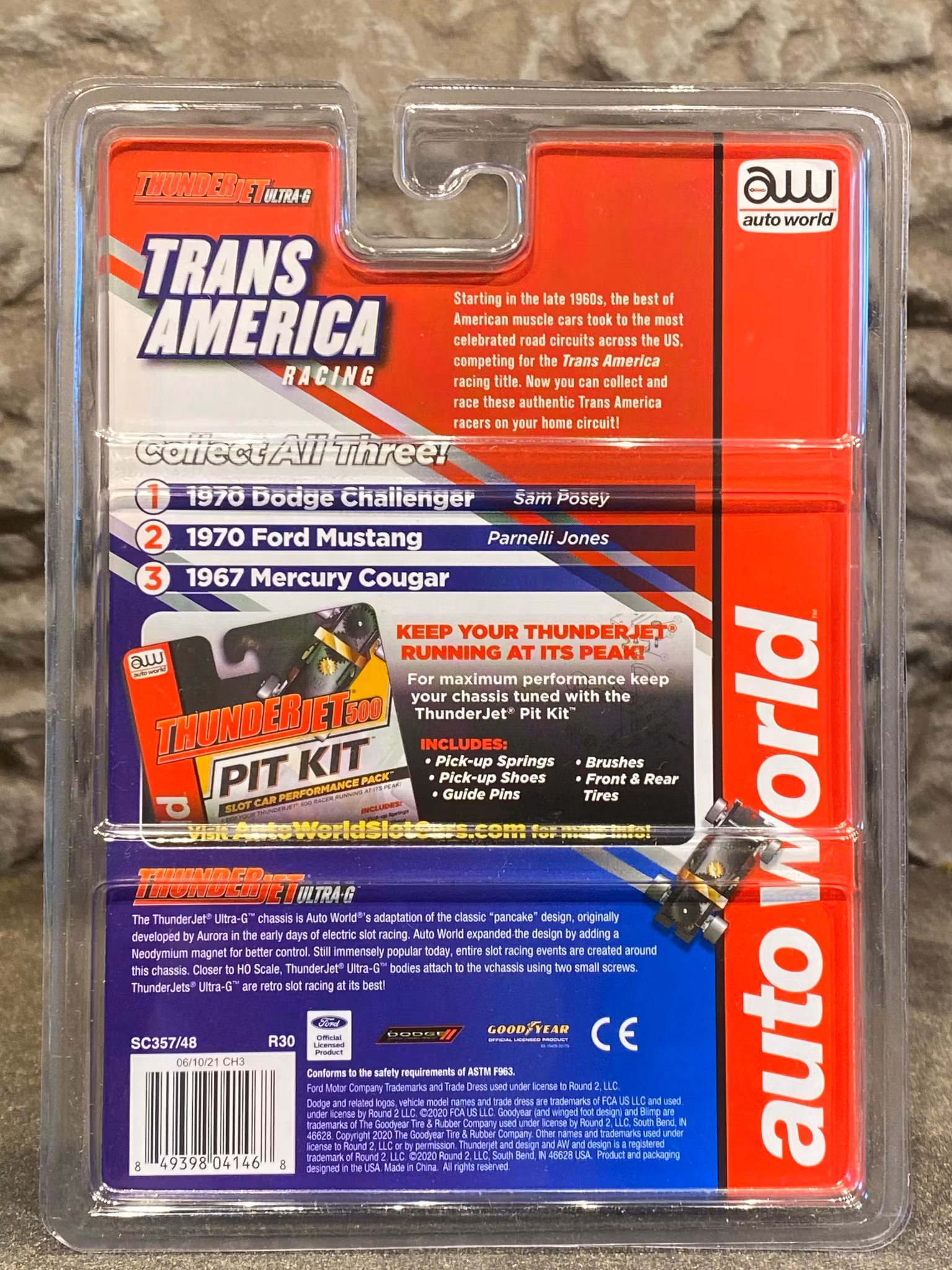 Skala 1/64 Bil för Bilbana, Ford Mustang 70' från Auto World