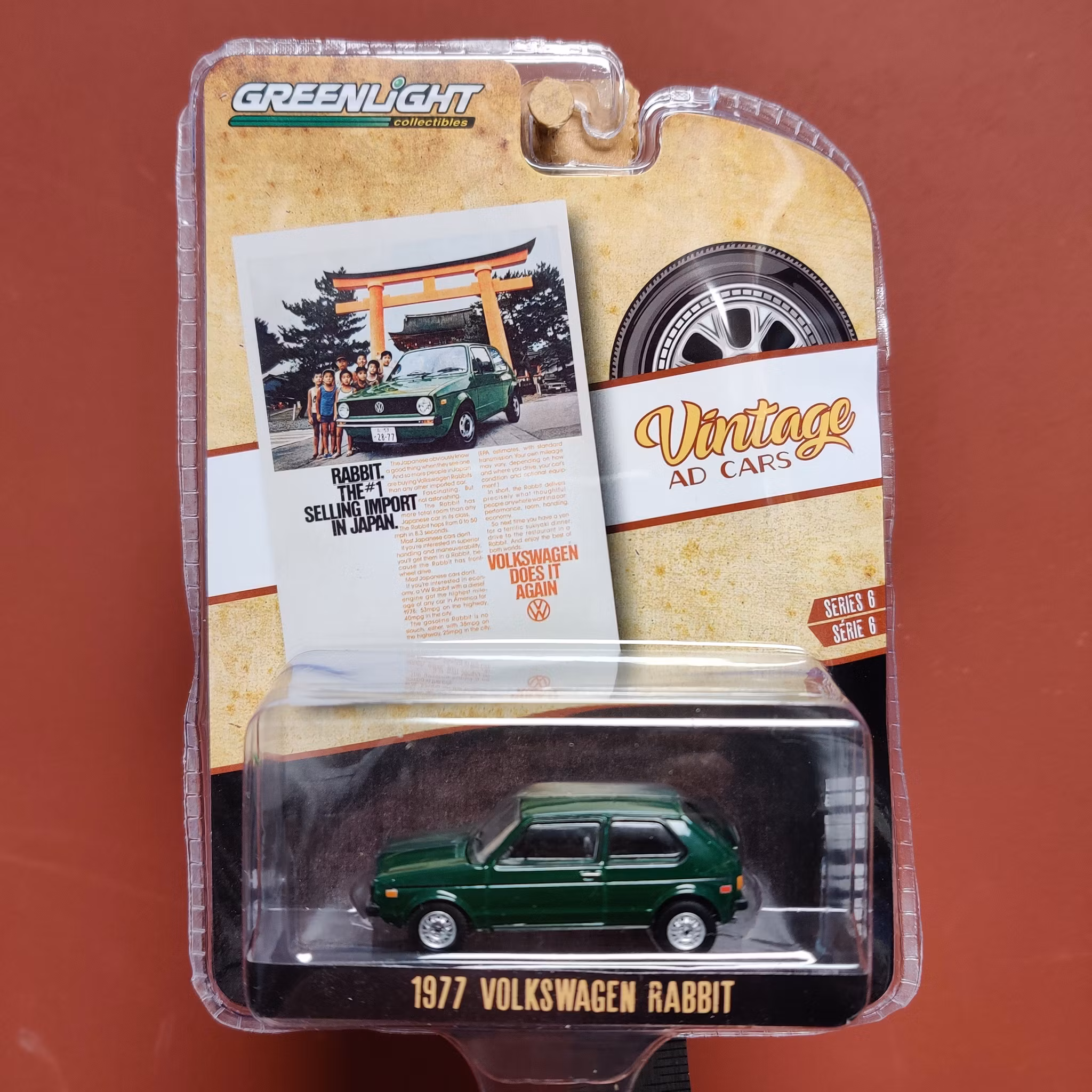 Skala 1/64 Volkswagen Rabbit (1977) Ser.6 "Vintage AD Cars" från Greenlight