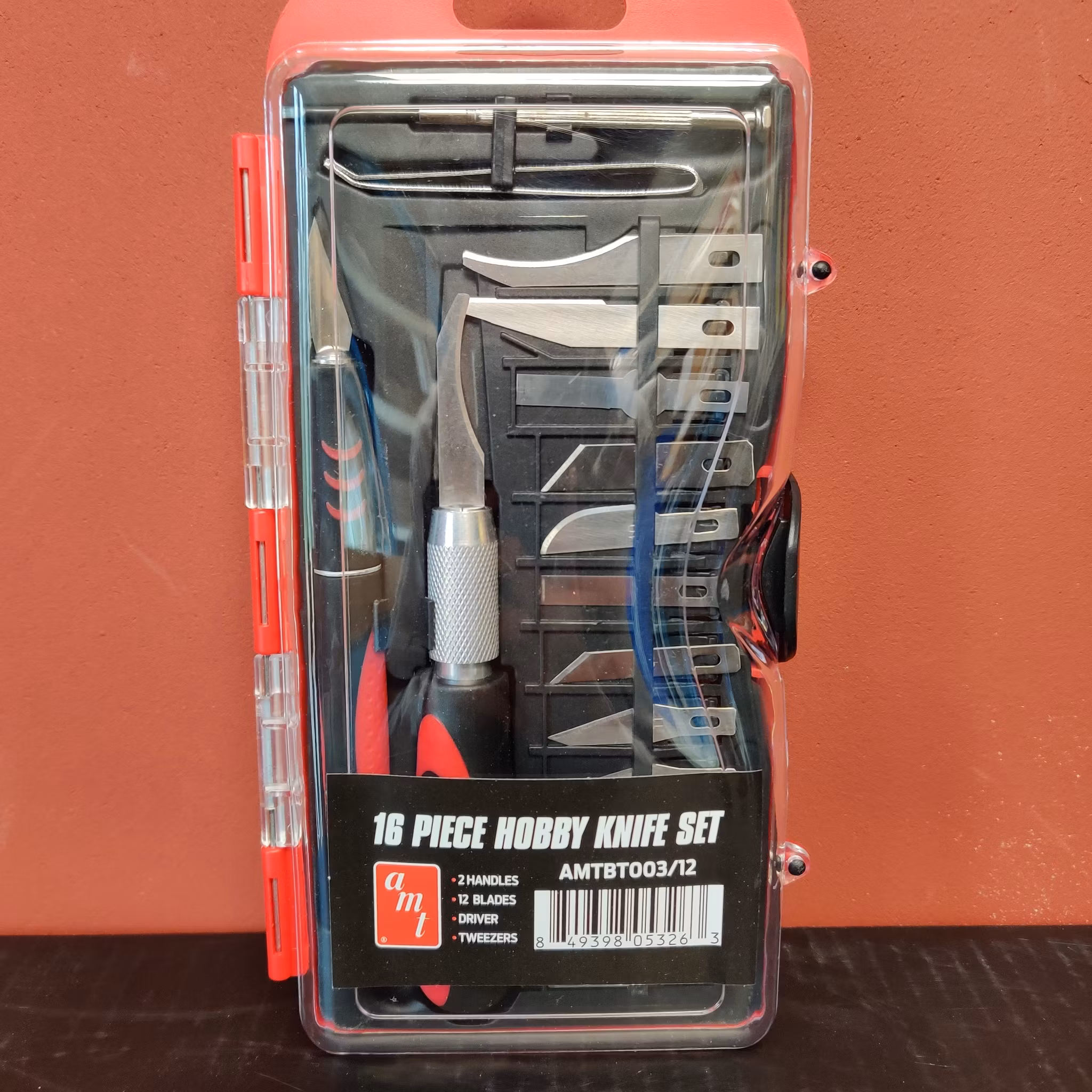 Hobby knivset 16-delars med 12 olika blad från AMT